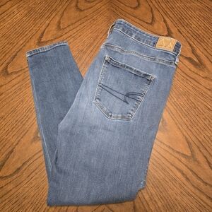 American Eagle Women's Blue Stretchy Jeans Size 14 Short